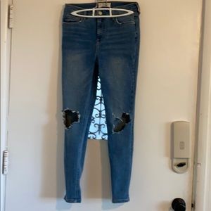 We the free distressed jeans